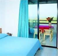 Costa Dei Pini Hotel Family Residence Di Artioli Andrea And C Snc Cervia Exterior photo